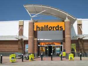 Halfords Autocentre fined for lack of fall protective workwear